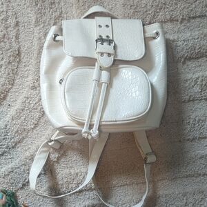 Wild Fable White Croc-Textured Backpack